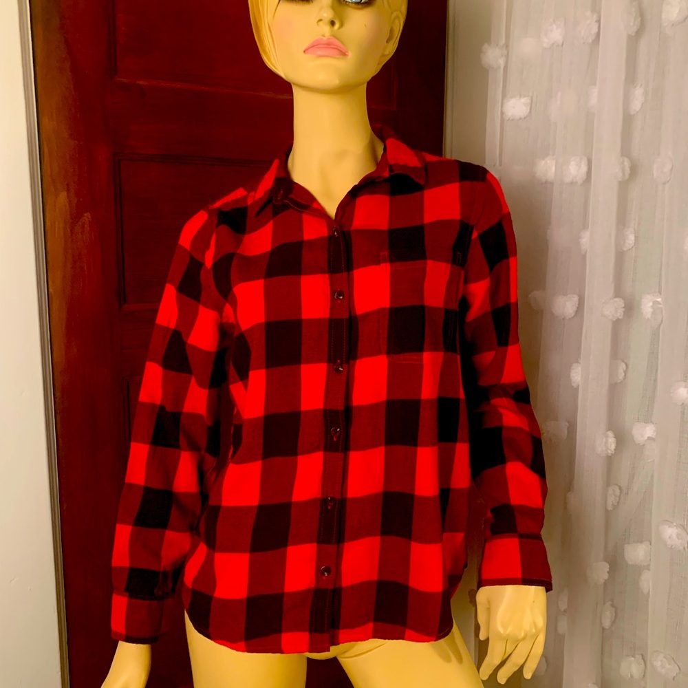 SO brand Cozy flannel button down shirt, large